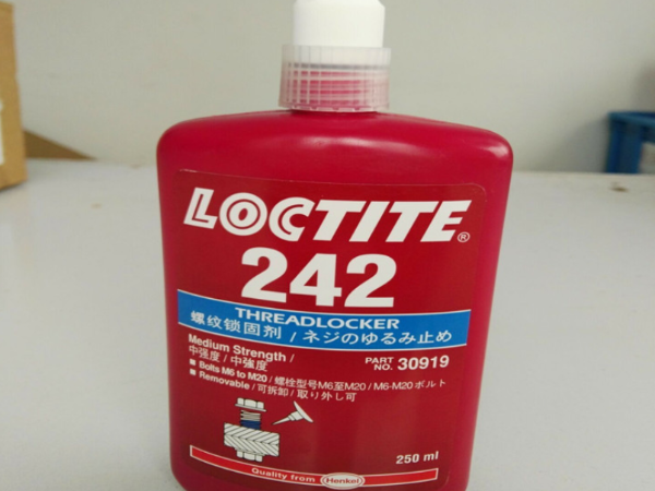 樂泰loctite242膠水中強(qiáng)度螺紋鎖固劑